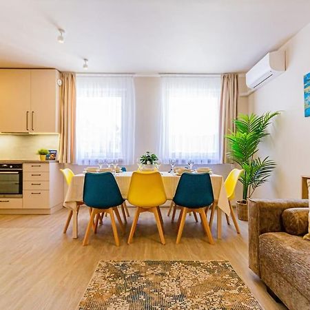 Roomy Apartment 80Sqm At City Center Free Parking Space, Ac & Balcony 布达佩斯 外观 照片