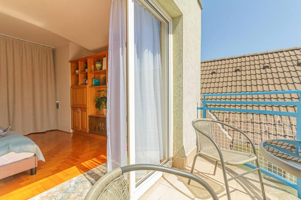 Roomy Apartment 80Sqm At City Center Free Parking Space, Ac & Balcony 布达佩斯 外观 照片