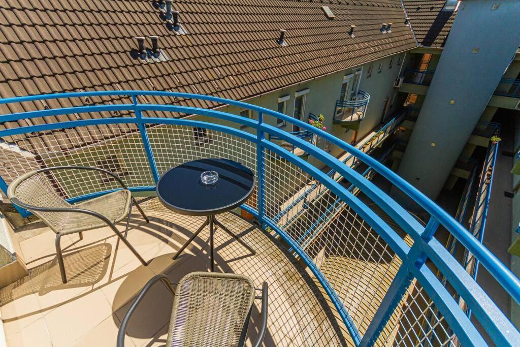 Roomy Apartment 80Sqm At City Center Free Parking Space, Ac & Balcony 布达佩斯 外观 照片